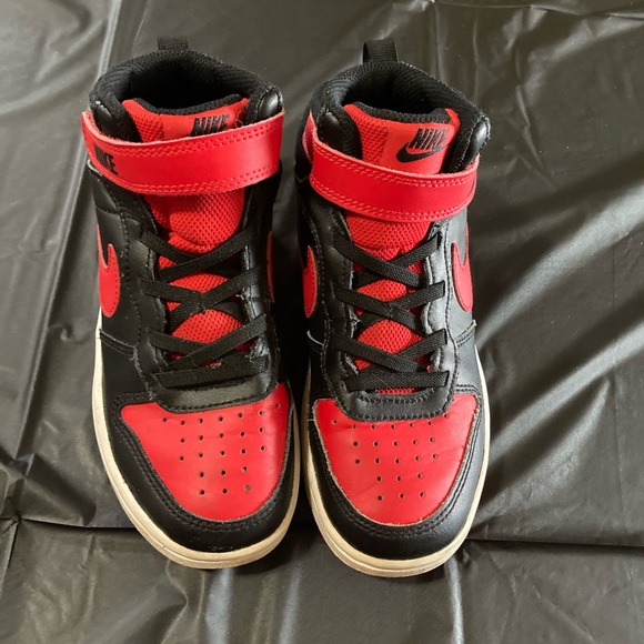 Nike kids shoes…size 13C - Picture 3 of 6